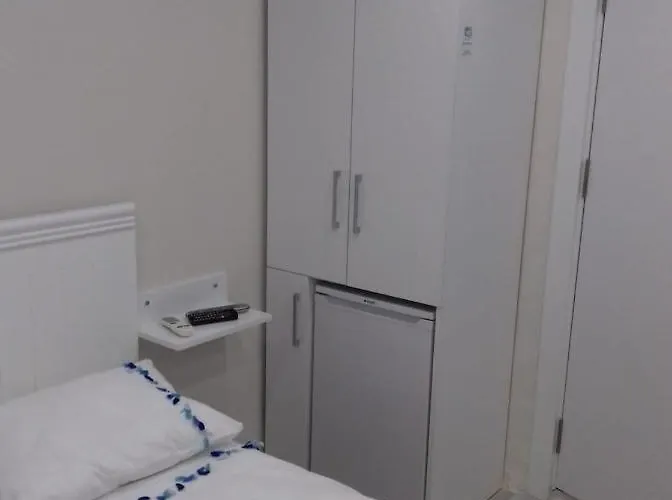 Love hotel Tirilyenarcicegibutikotel Burgaz